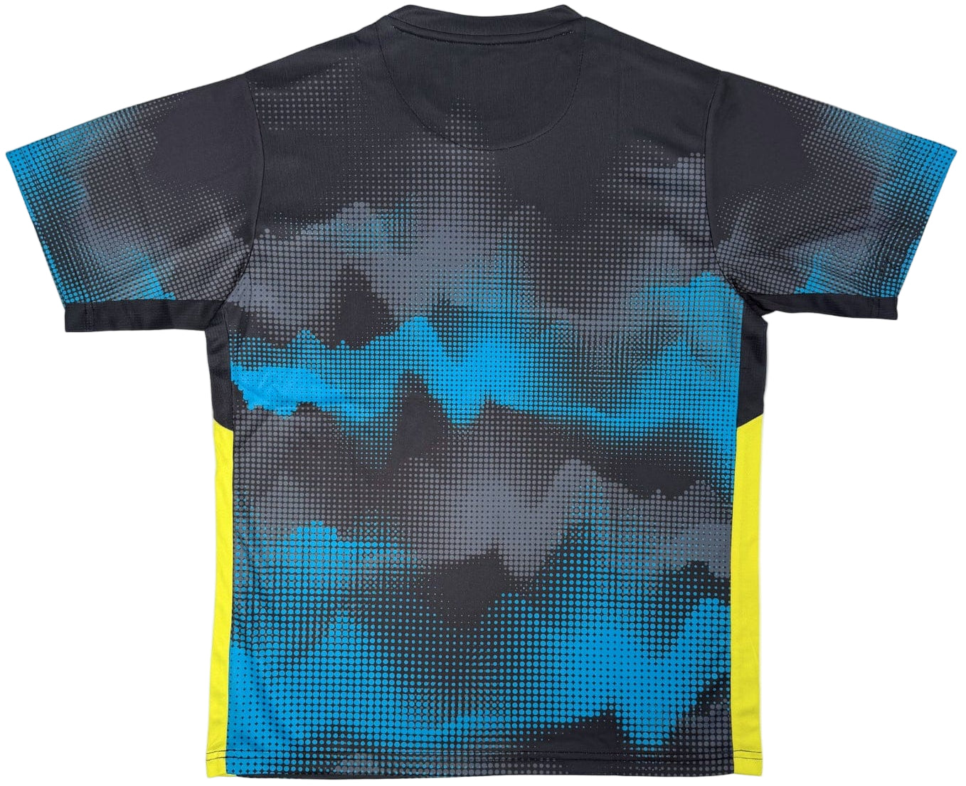 The Yonex YTM2025A Men's Padel T-Shirt in black features a blue dotted gradient, yellow side panels, and crew neck. Crafted from Quick-Dry micro-knit fabric by Yonex, it offers enhanced comfort and is displayed flat with the back facing up.