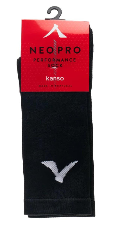 Package of Kanso Neo Pro Performance Crew Padel Socks in black with a white logo near the top. The red packaging displays the brand name and details. These socks offer cushioning and ventilation for comfort, labeled "Made in Portugal.