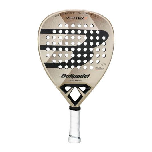 The Bullpadel Vertex 04 W 2025 padel racket in champagne and black features a textured surface with circular holes, perfect for advanced players. The brand name "Vertex" is prominently displayed at the top, and the handle is wrapped in sleek, white grip tape.