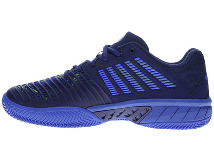 The K-Swiss Express Light 3 HB Men's Padel Shoes in Dazzling Blue, Estate Blue, and Evening Primrose are crafted for optimal indoor court performance. These shoes showcase a patterned side design and a textured sole to enhance grip. Incorporating DuraWrap Flex technology, they offer exceptional durability while their laces and low-cut ankle ensure maximum mobility. Ideal as padel shoes.