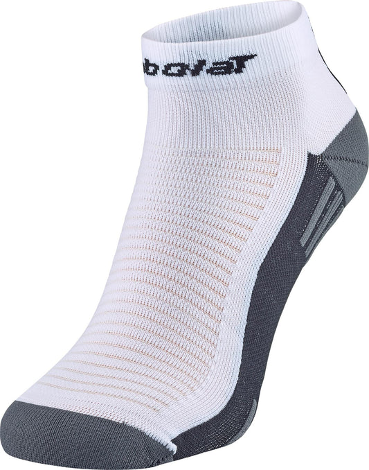 The Babolat Quarter Padel Socks - White / Black feature black branding near the cuff, a cushioned heel and toe, and top ventilation—designed for padel players who want comfort and performance in every match.