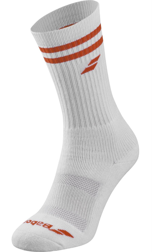 The Babolat Team Single Padel Sock in white with cherry tomato accents features two orange stripes, an orange side logo, and orange text plus a small logo near the toe; these comfy sports socks are perfect for active wear.